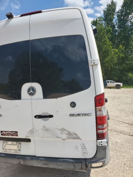 Emission Control Module PN 6429009300 OEM 2011 Sprinter Van 3500