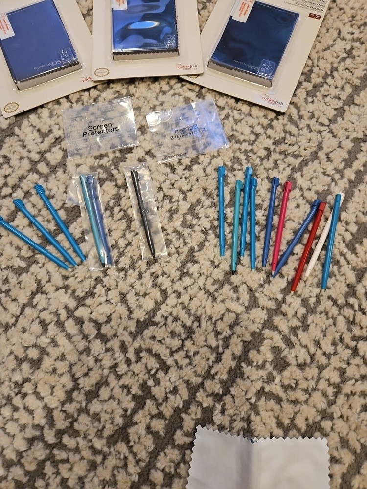 Accessories For Nintendo DSi And DSi XL