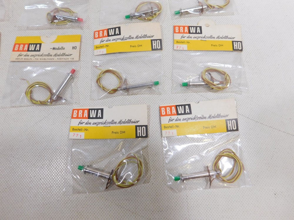 Brawa H0 Etc 17X 771 Push Button Unlit Mint+Box Unopened #EJ203-0.5