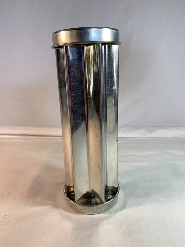 STAR Metal Bread Tube