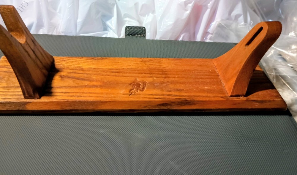 small sword display stand Solid wood