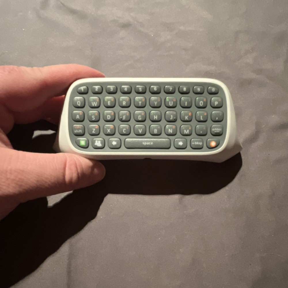 Microsoft Xbox 360 Chatpad, for Controller