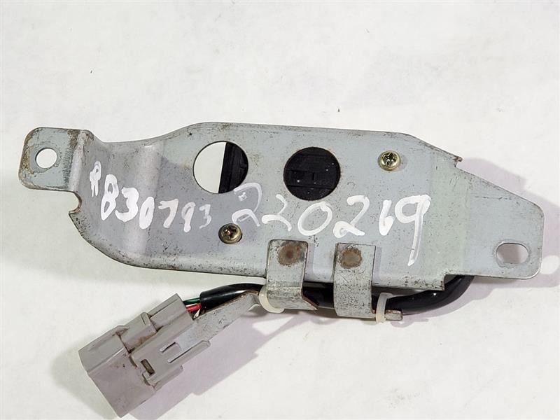 Deceleration Control Module PN:89441-12020 OEM 1996 Lexus LX450