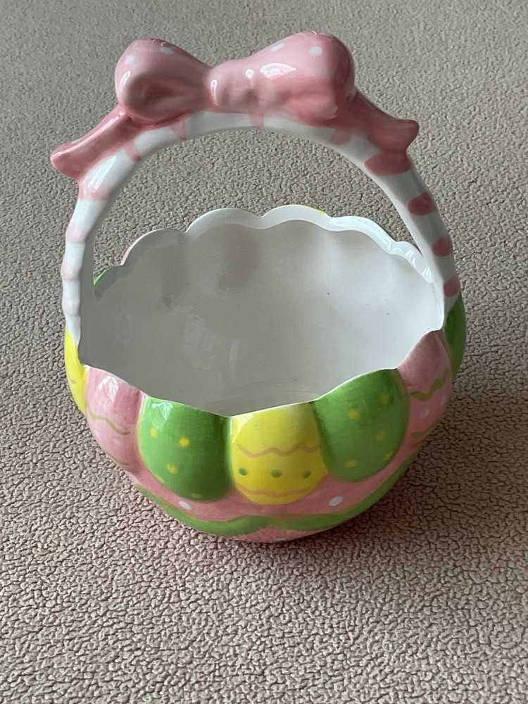 Ceramic Easter Basket Candy Bowl 6x5” Hand Painted