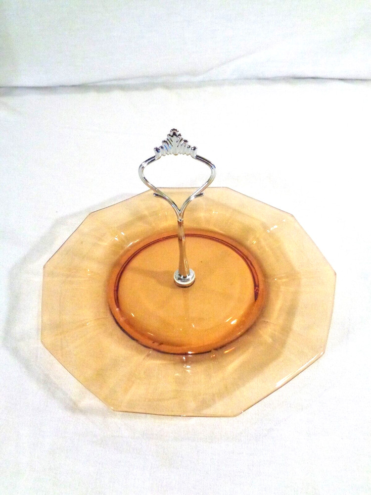 8 3/4" Octagonal Light Amber Handled Tidbit Party Tray