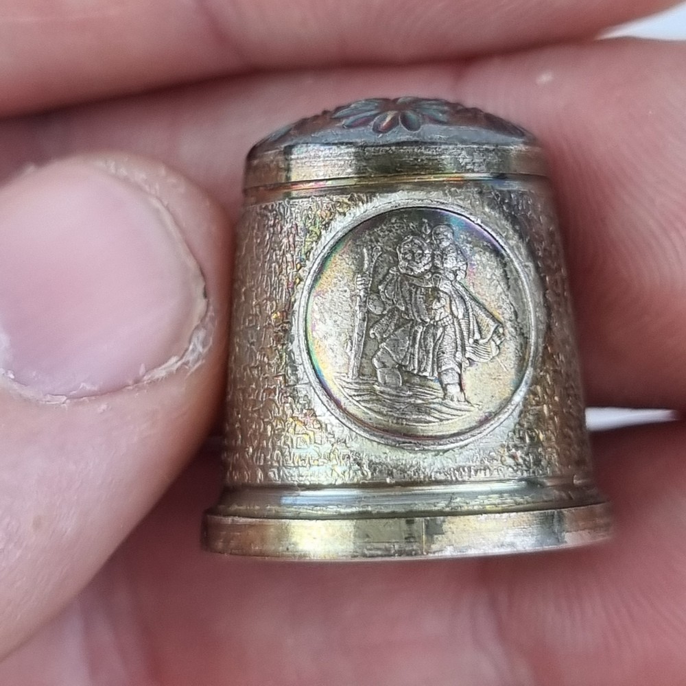 Solid Silver Thimble Figures Roundel Birmingham 1998 Swann Thimbles