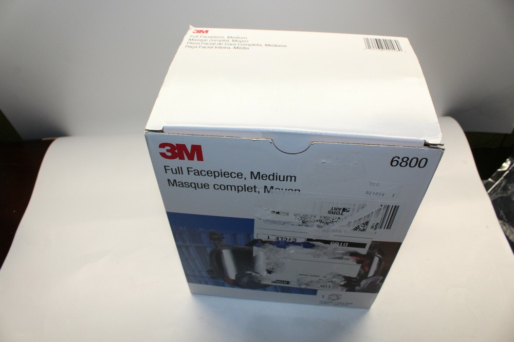 3M Full Facepiece Reusable Respirator 6800, Medium, Gray