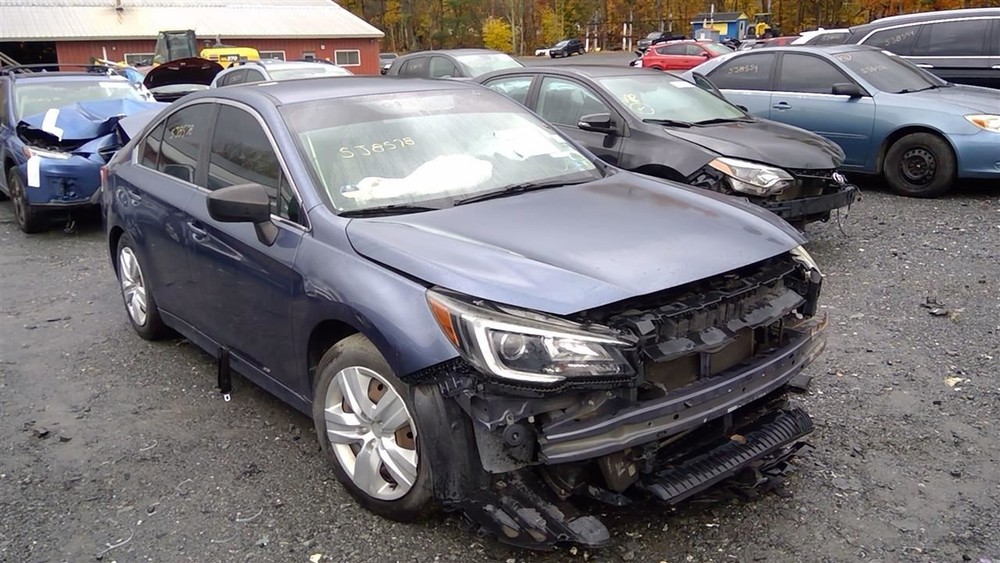 LEGACY 2018 Glove Box 2047862