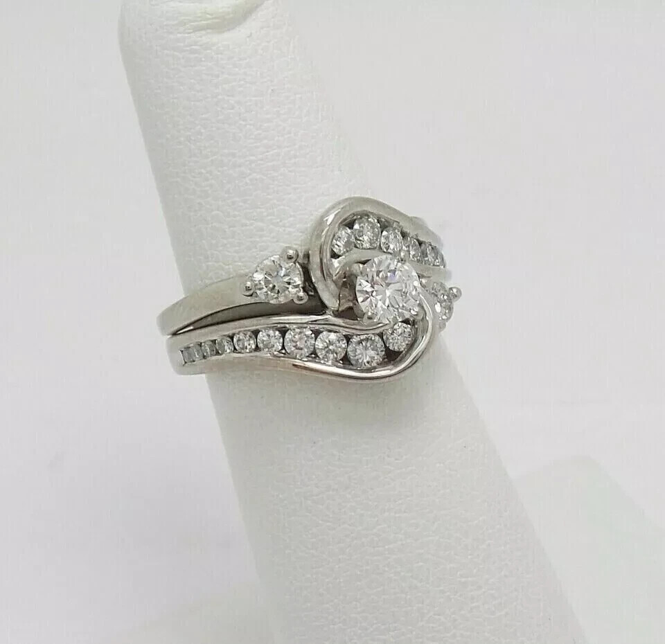 Real 925 Sterling Silver 2 CT Round Cut Moissanite Wedding Engagement Ring Set