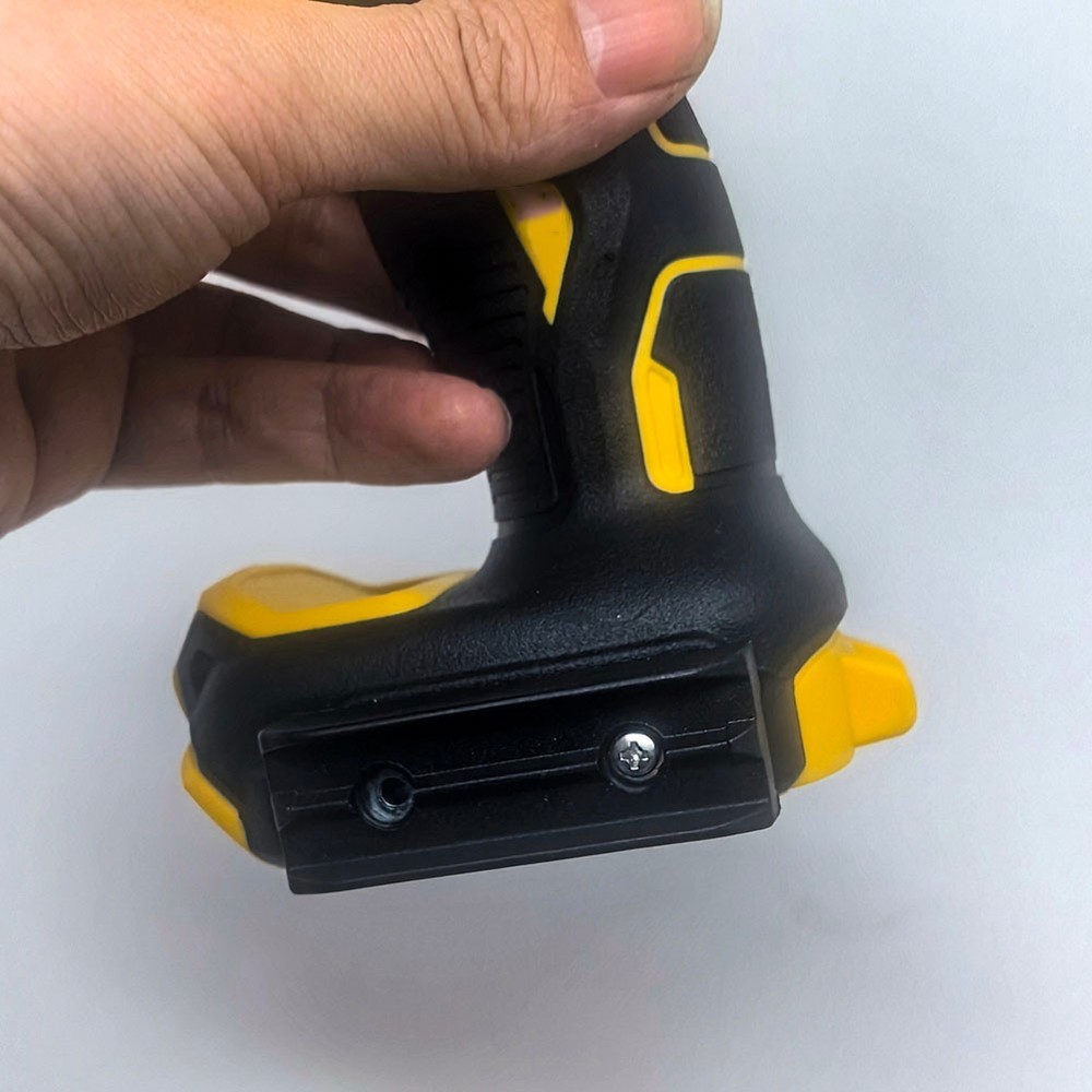 Easy to Use Magnetic Bit Holder for Drill Models for DCD85