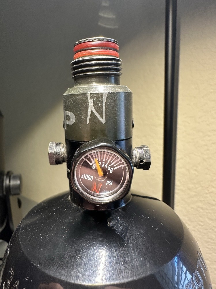 Ninja Flat Bottom Compressed Air Tank w/ Adjustable Regulator - 48/3000