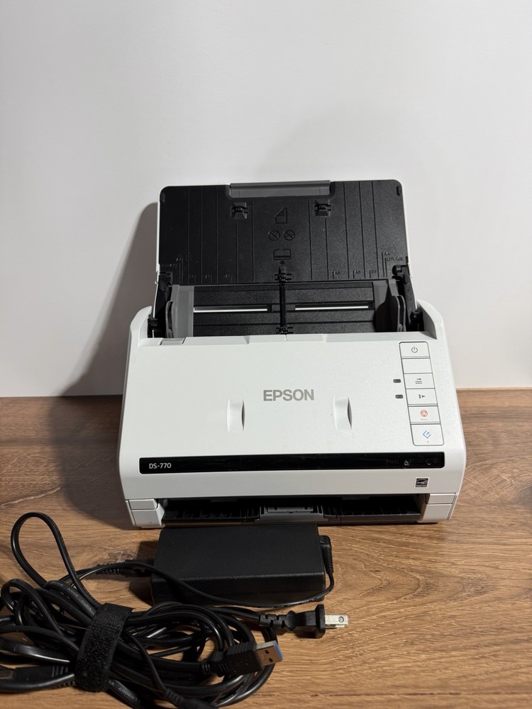 Epson DS-770 Color Duplex Document Scanner J381A  W/AC ADAPTER Nice Condition