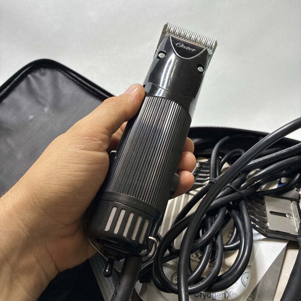 Oster Professional 2 Speed Heavy Duty Clipper Working