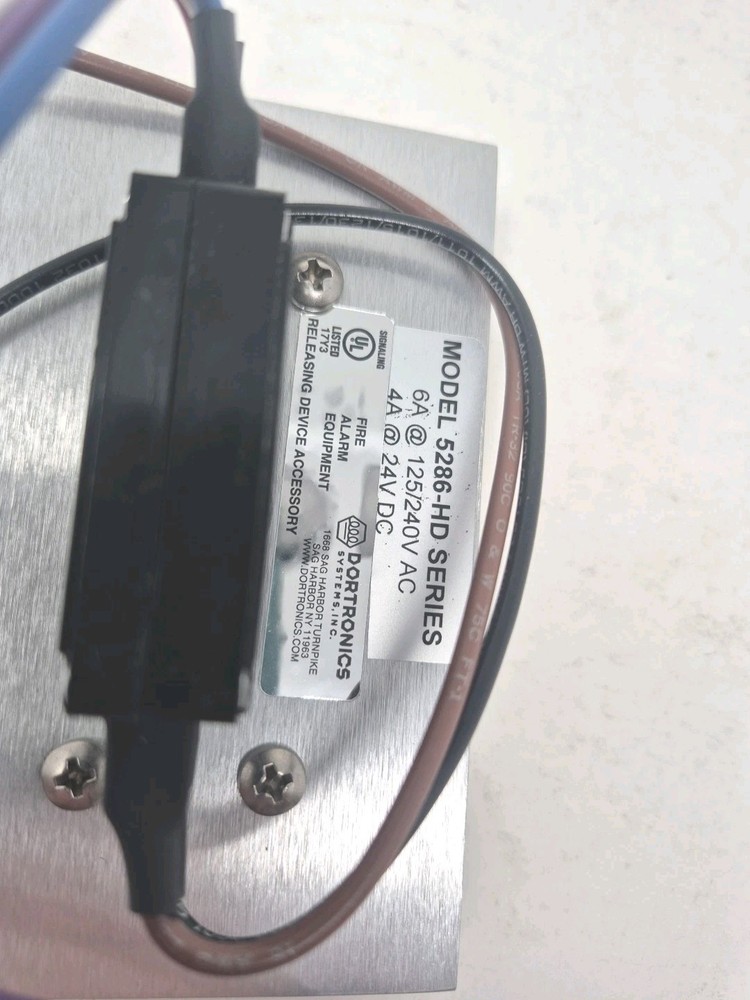 DORTRONICS W5286-P25xE1 Push to Exit Button,24VDC,Silver Button 400C03 - New