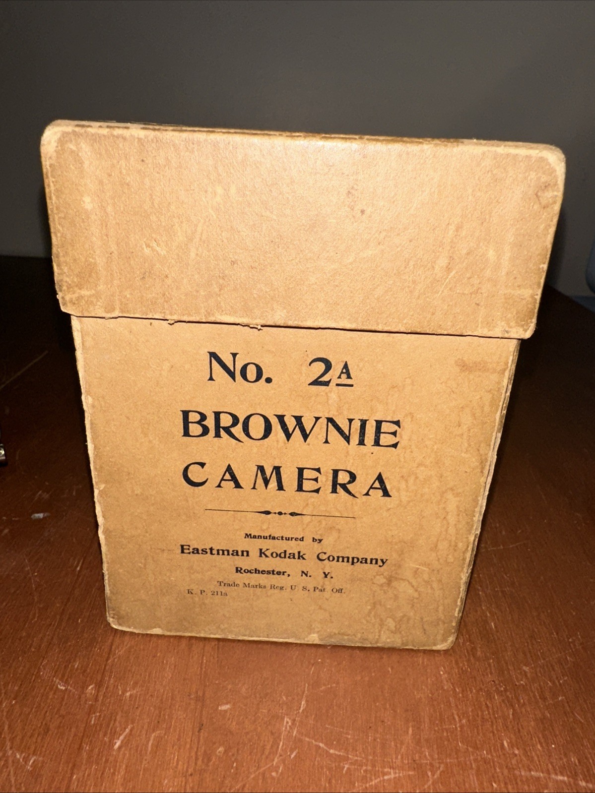 Antique Kodak Brownie Box Camera No 2A, Model B Original Box & Manual Untested