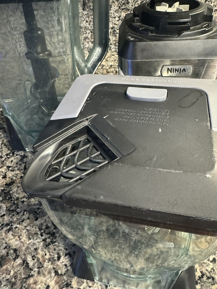 ninja pro system 1100 blender