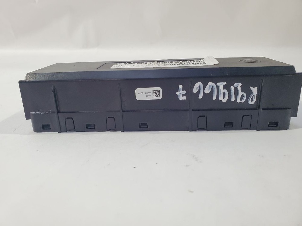 2017 Buick Cascada OEM HVAC Control Module 13591703