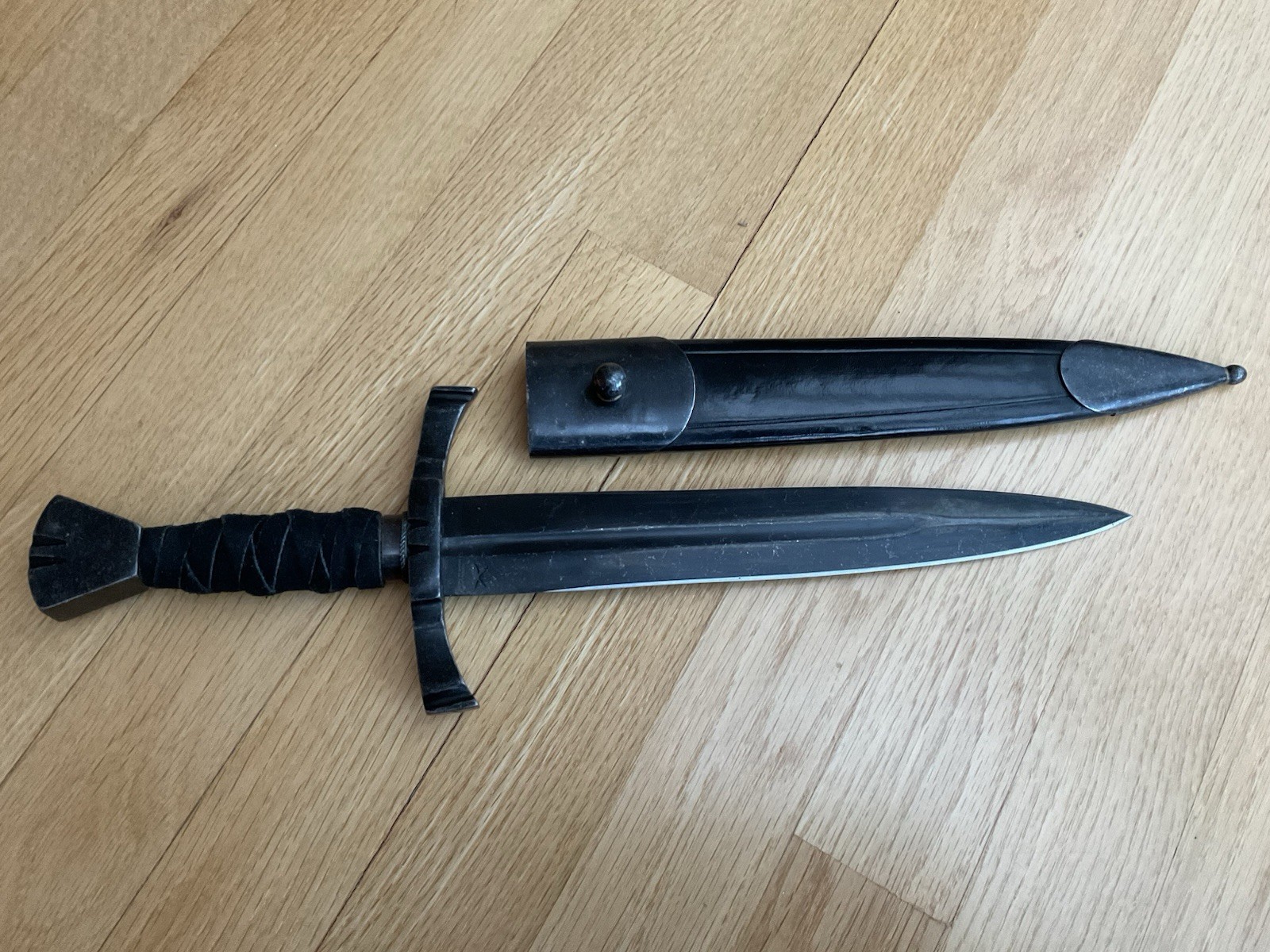 Battlecry Crecy War Dagger Replica