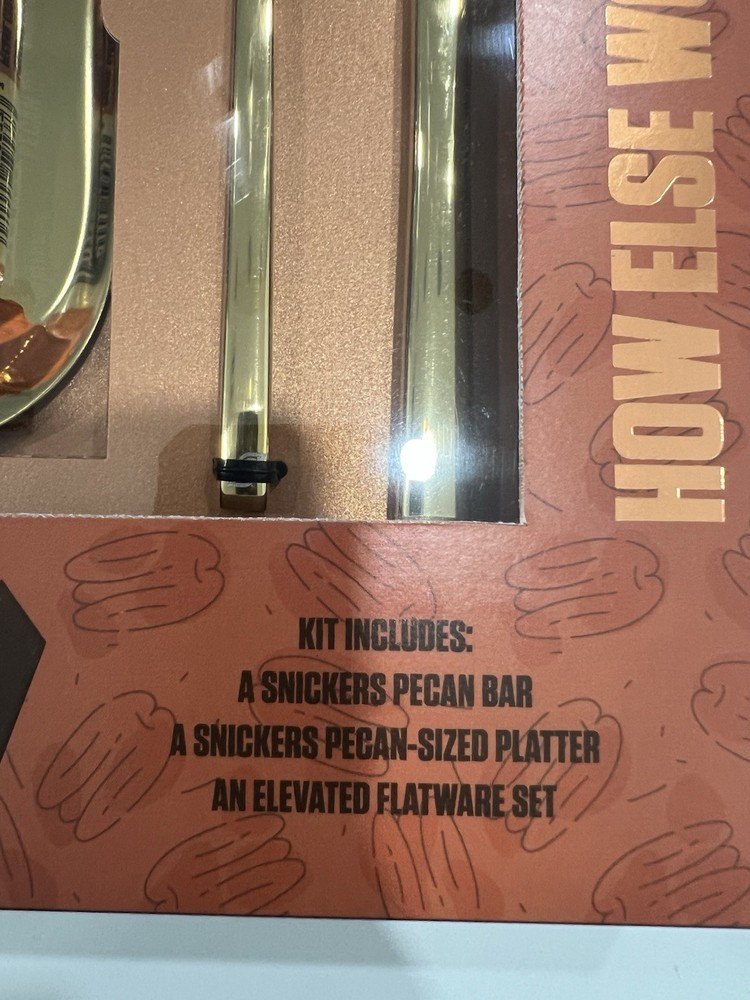 SNICKERS PECAN FLATWARE-WORTHY SET 🔥IN HAND🔥