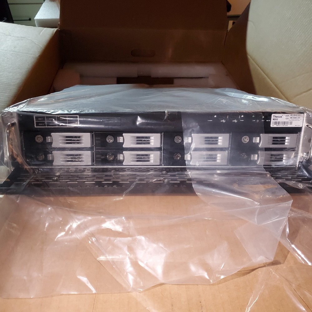 Thecus W8900 Rackmount Server NAS