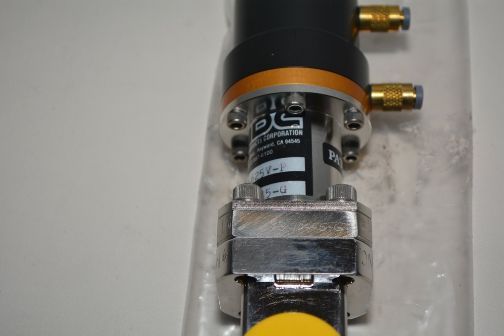 MDC KGV-625V-P Pneumatic Gate Valve