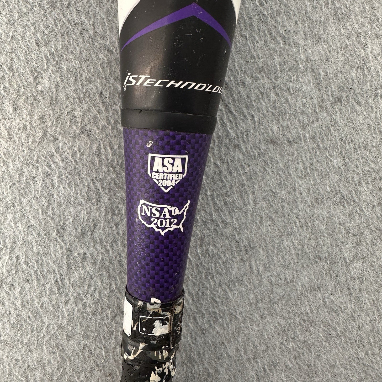 Louisville Slugger XENO FPXN151 30" 20oz (-11) Fastpitch Softball Bat Two Piece