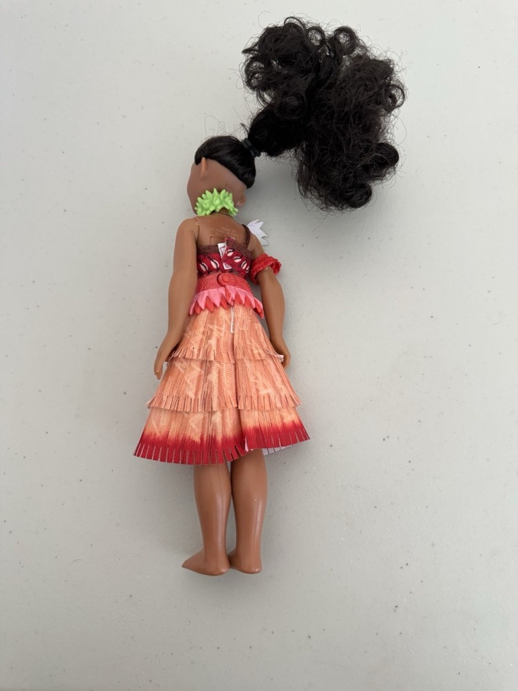 Hasbro 2015 Moana Doll with Dress