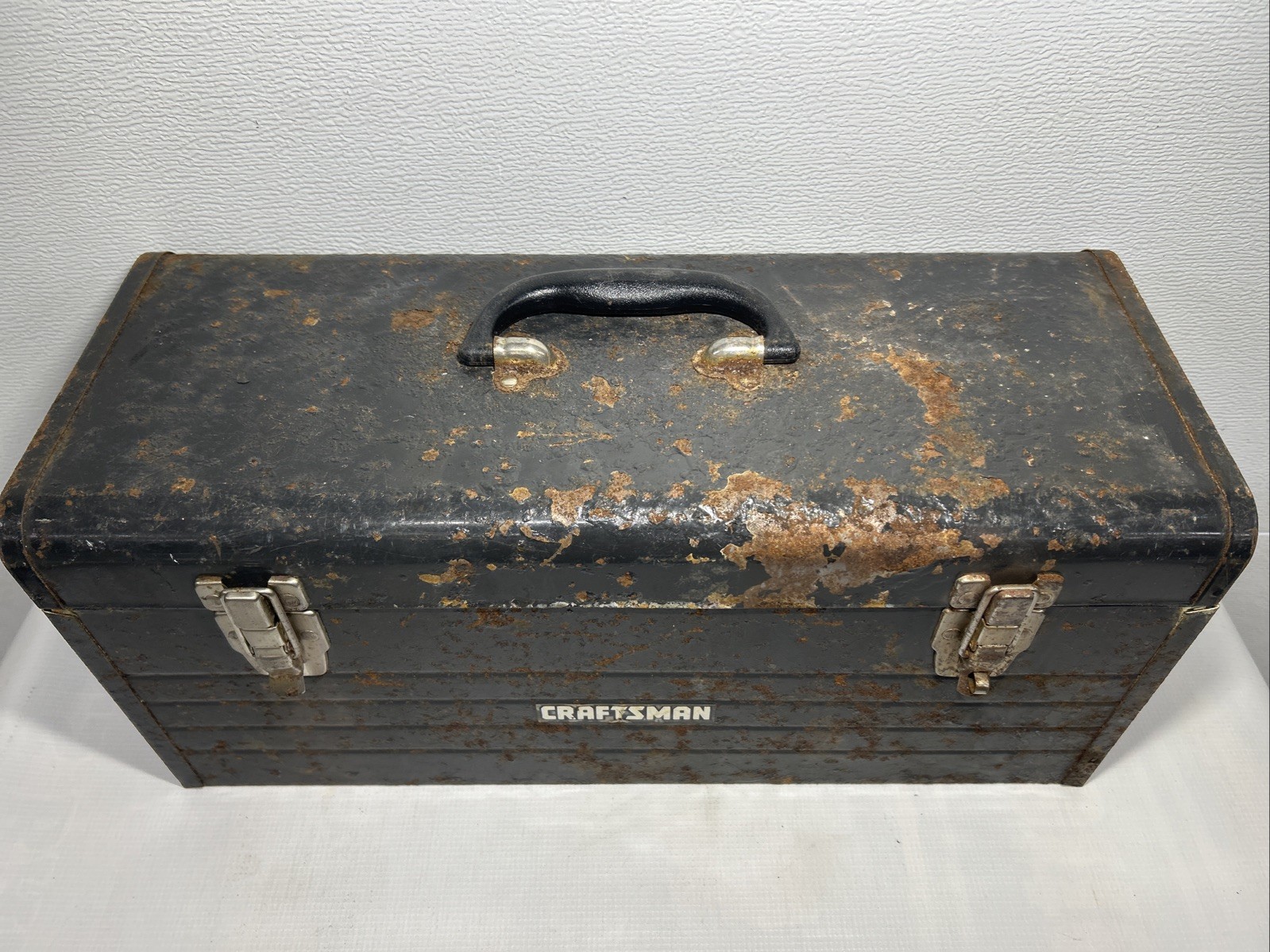 Vintage Sears Craftsman Gray Metal Tool Box Nice Patina 20”L x 8”W x 9"H w/Tray