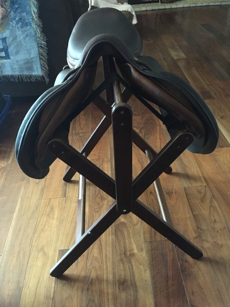 17” Devoucoux Biarritz Saddle