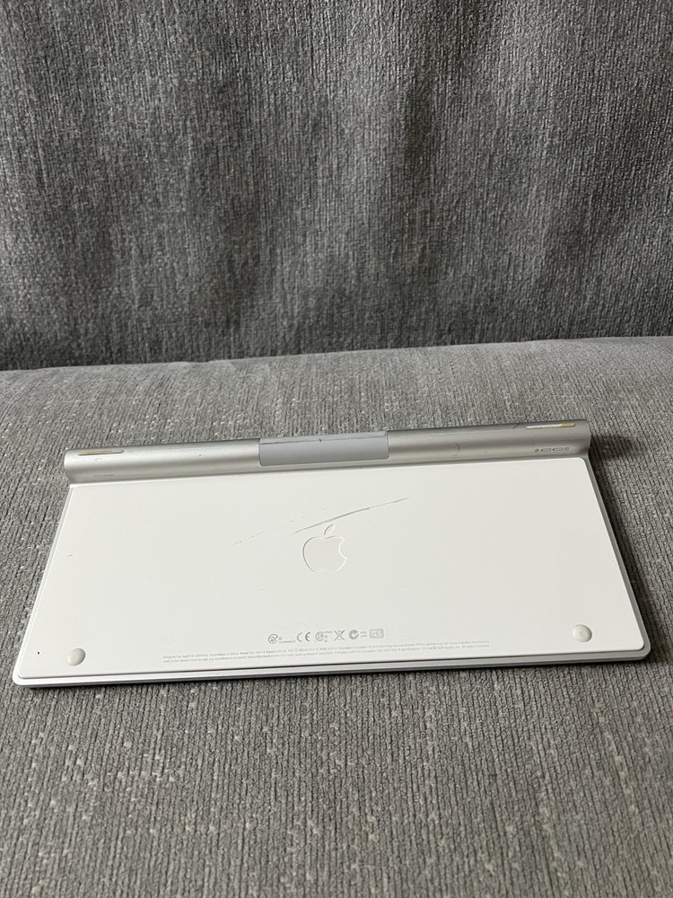 Apple Battery Powered Wireless Keyboard Model A1314 Tested