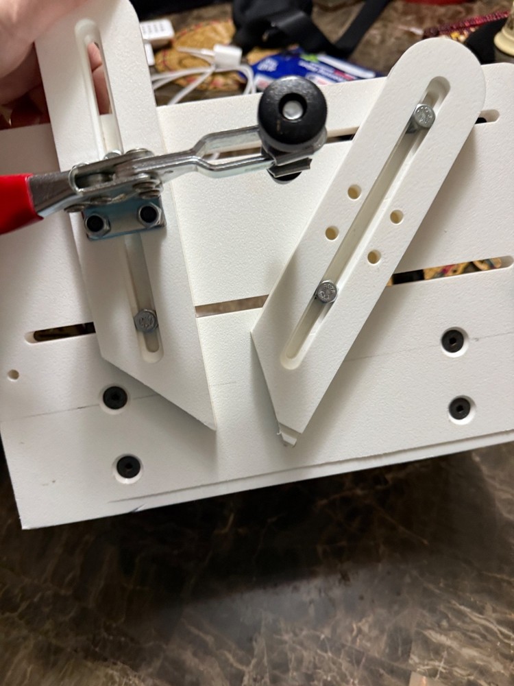 Infinity Tools Vertical Router Sled w/ Toggle Clamp Kit – Excellent Condition