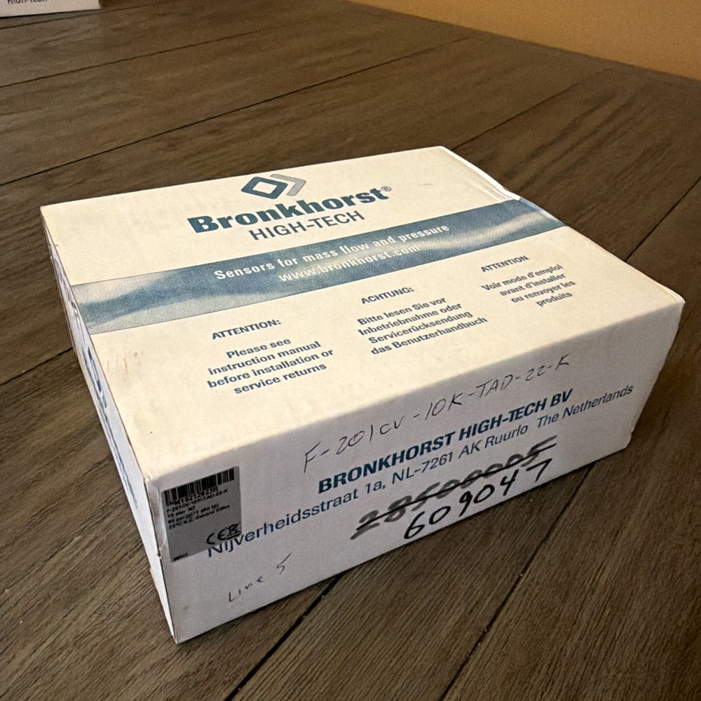 Bronkhorst Mass Flow Controller - 10 slm - Kalrez seals