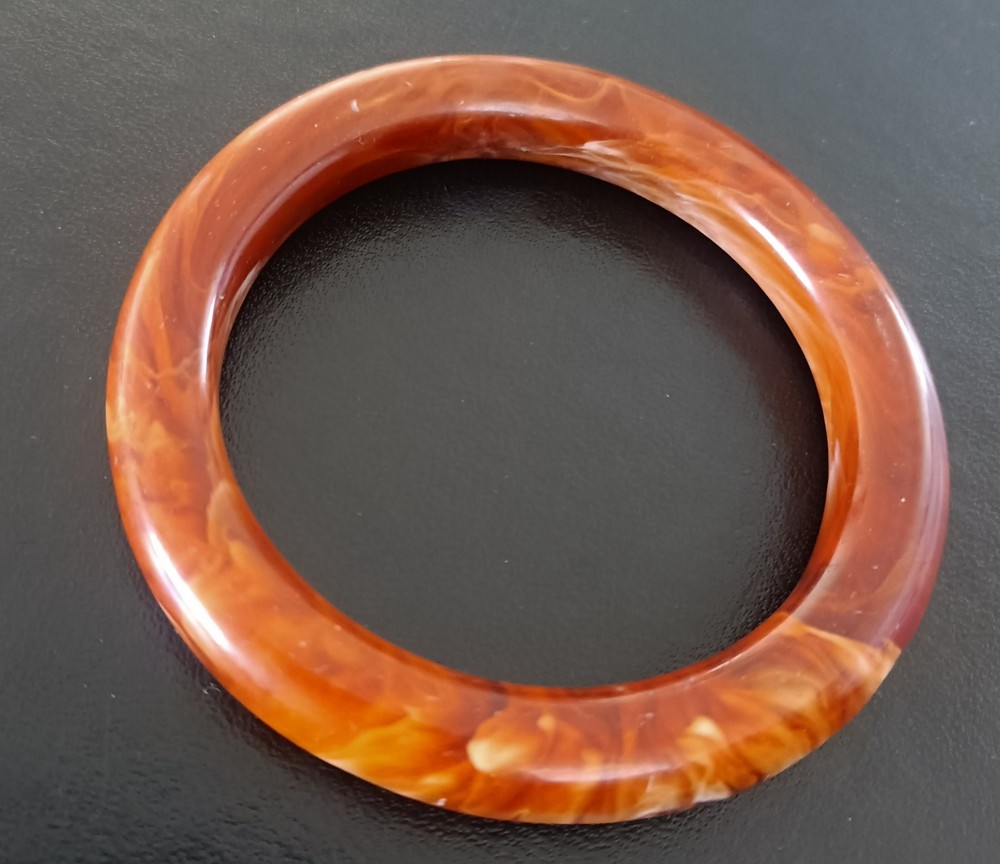 Bakelite Vintage Marbled Brown Bangle Bracelet