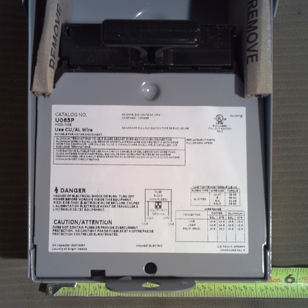 Midwest Rainproof Pullout Disconnect Switch 60A 240V Wall Mount MO3 U065P Gray