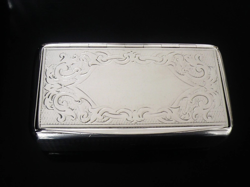 Austria Hungarian Solid Silver Snuff Box, Prague c.1880