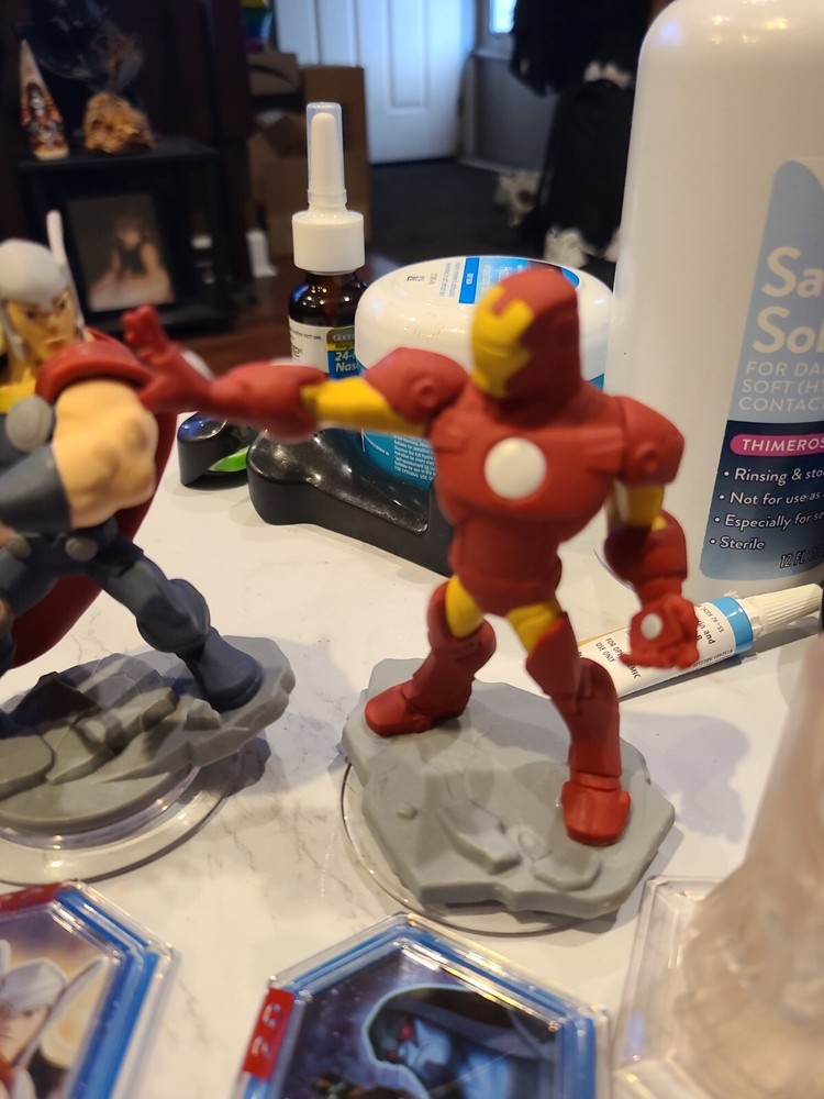 Disney Infinity 2.0 Marvel Super Heroes Xbox 360 Starter Pack Figurines only