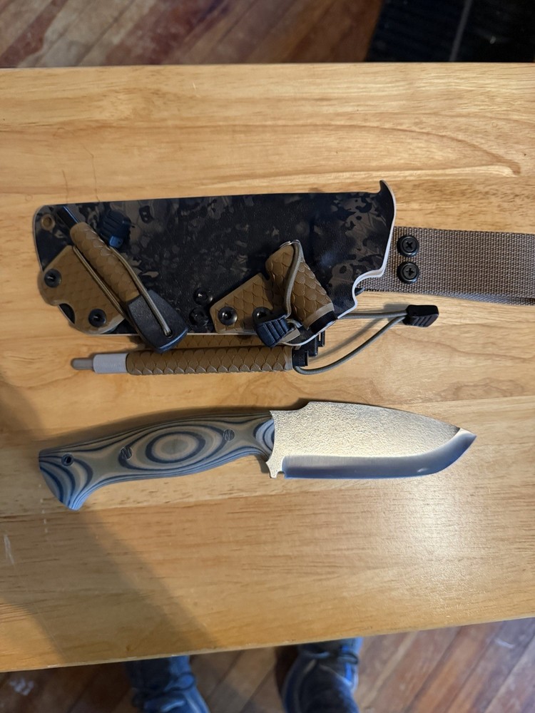 YellowHawk Survival Knife System-New
