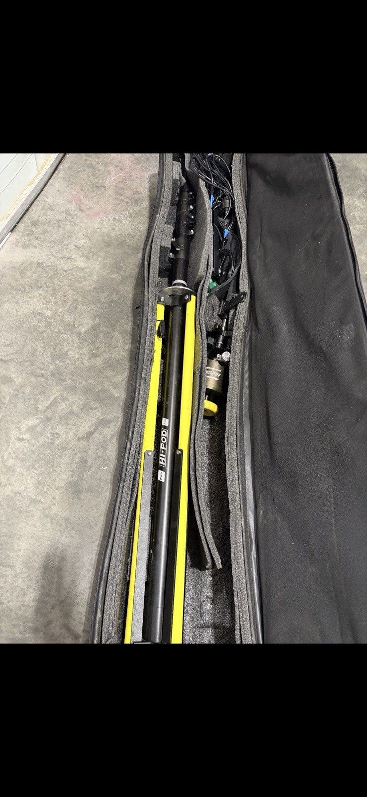 HI-POD LITE Professional Tripod Stand w/ Case & Accessories