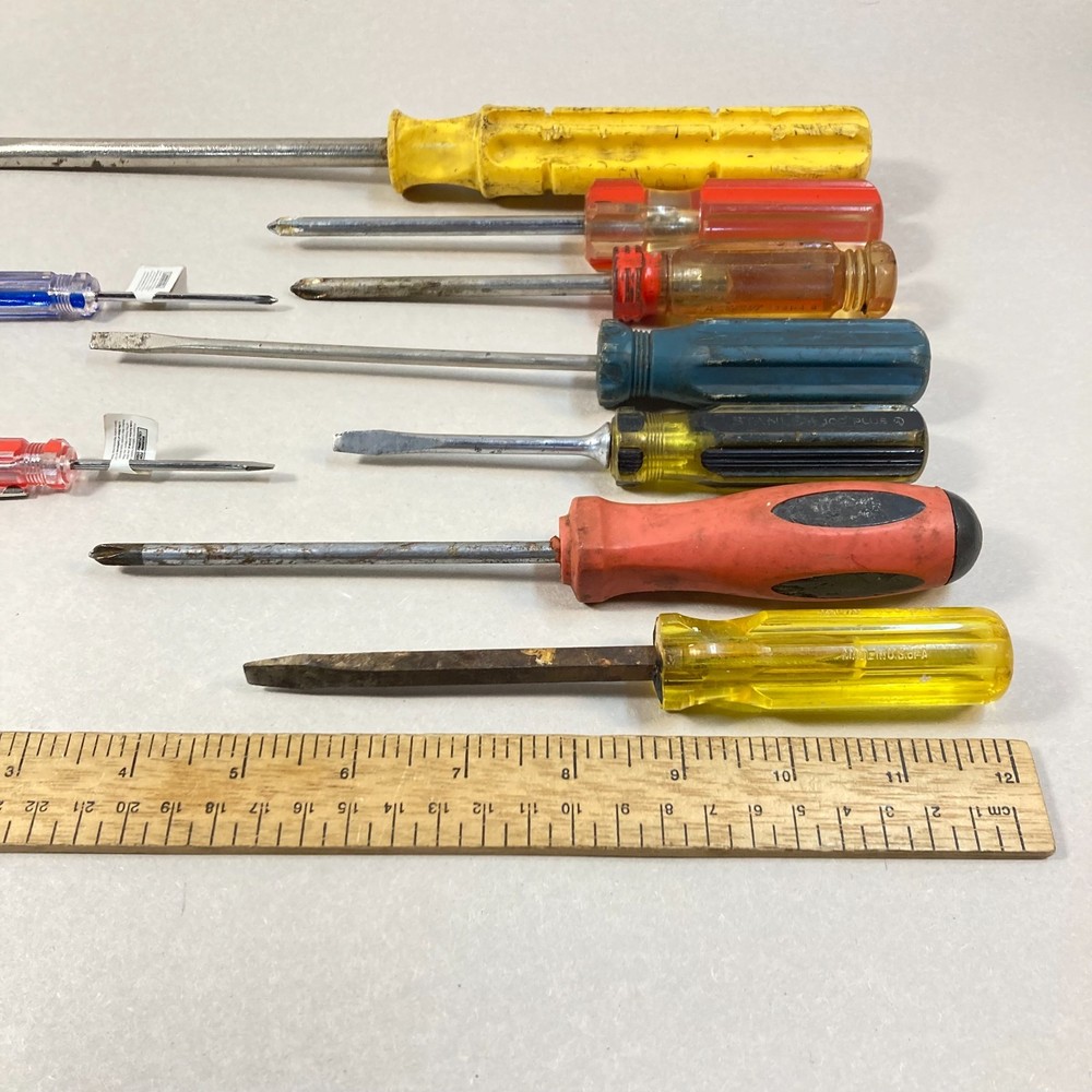 Screwdriver Lot 9 Pc 4 Phillips 5 Flat Slotted