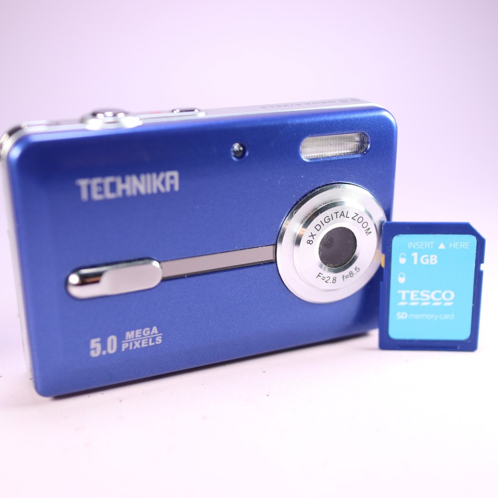 Technika JA550KB 5.0MP Compact Digital Camera Blue Tested