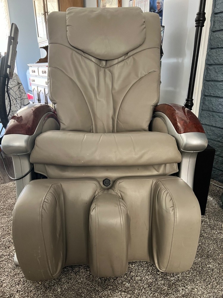 King Kong 5560 Fully Functioning Reclining Massage Chair