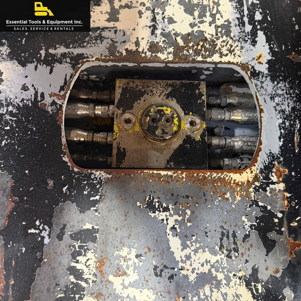 Cascade Rotating Paper Roll Forklift Clamp Class IV 4