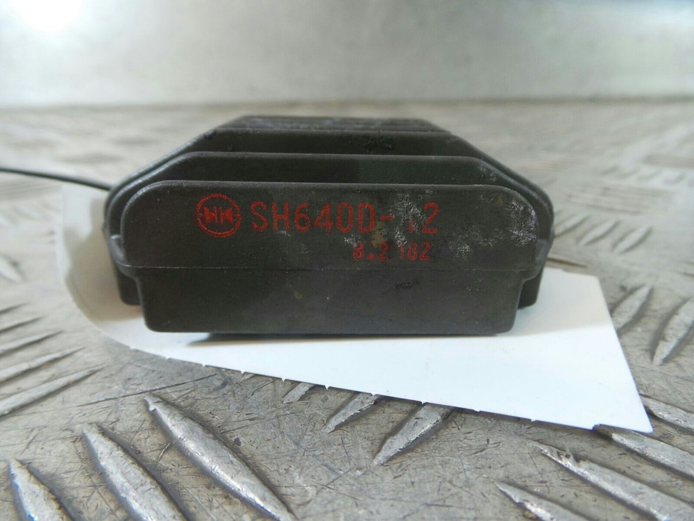 2010 YAMAHA XC 125 VITY RECTIFIER REGULATOR