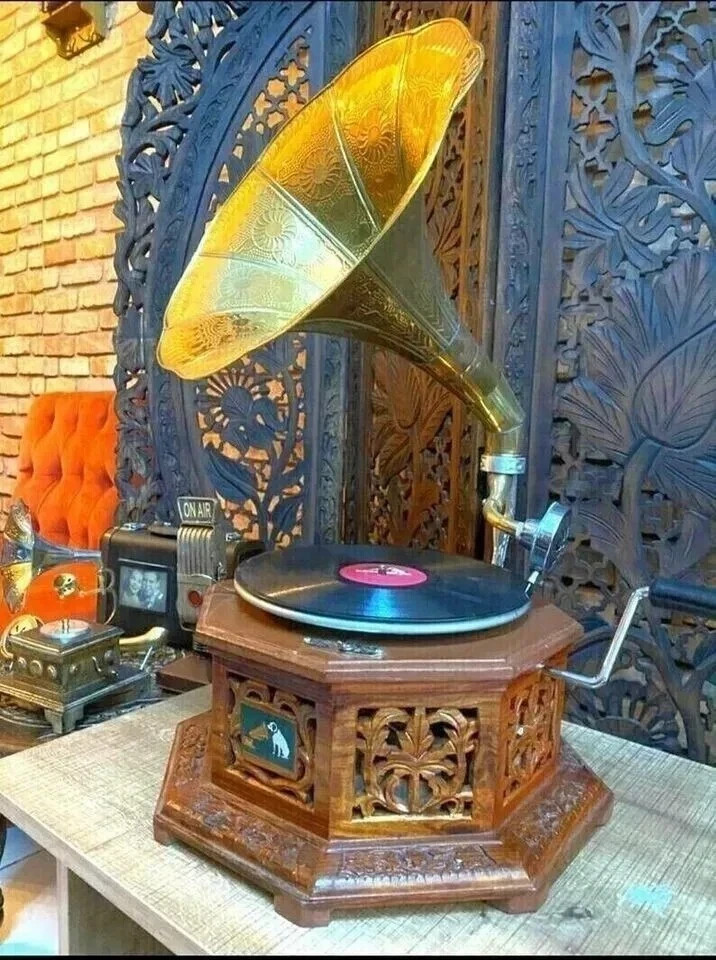 Antique Gramophone, Fully Functional Working Phonograph, win-up record player
