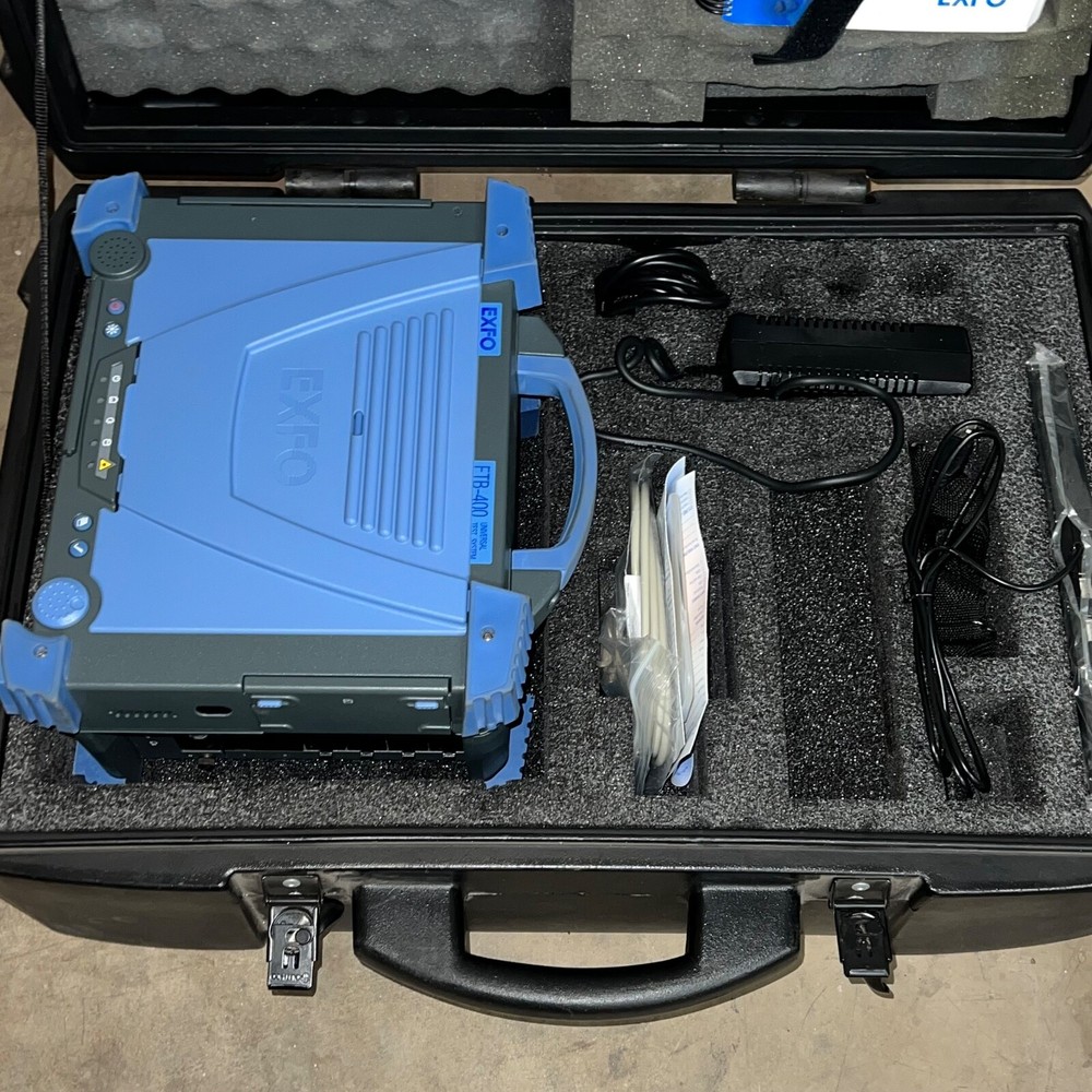 Exfo FTB-400 Universal Test System w/ FTB-5240 Optical Spectrum Analyzer Module