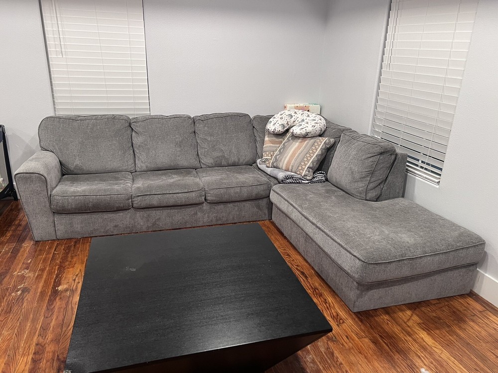 couches sofas used