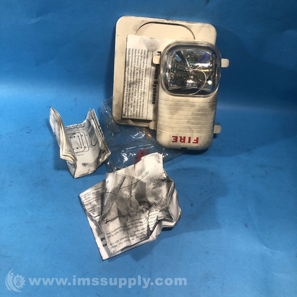 Strobe S241575W 24 Volt White Wall Mount Strobe Light FNOB