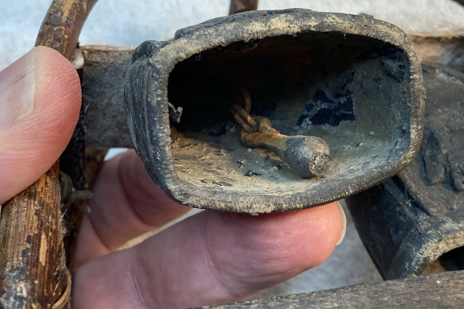 Vtg Karen Hill Tribe Double Elephant Bell w/ Bent Wood Stand & Hide - Thailand