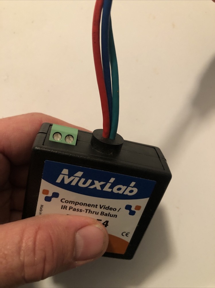 MuxLab 500054 Component Video/ IR Pass-Thru Balun Module With RJ45