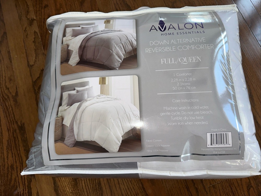 AVALON HOME ESSENTIAL REVERSIBLE GRAY WHITE Down Alter. FULL / QUEEN Comforter